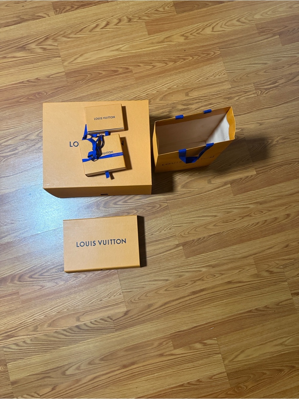 Louis Vuitton Orange Gift Box and Bag Set - Orange